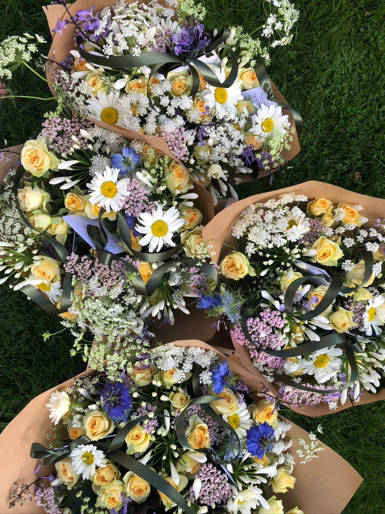 SEASONAL FLOWER DELIVERIES image 9