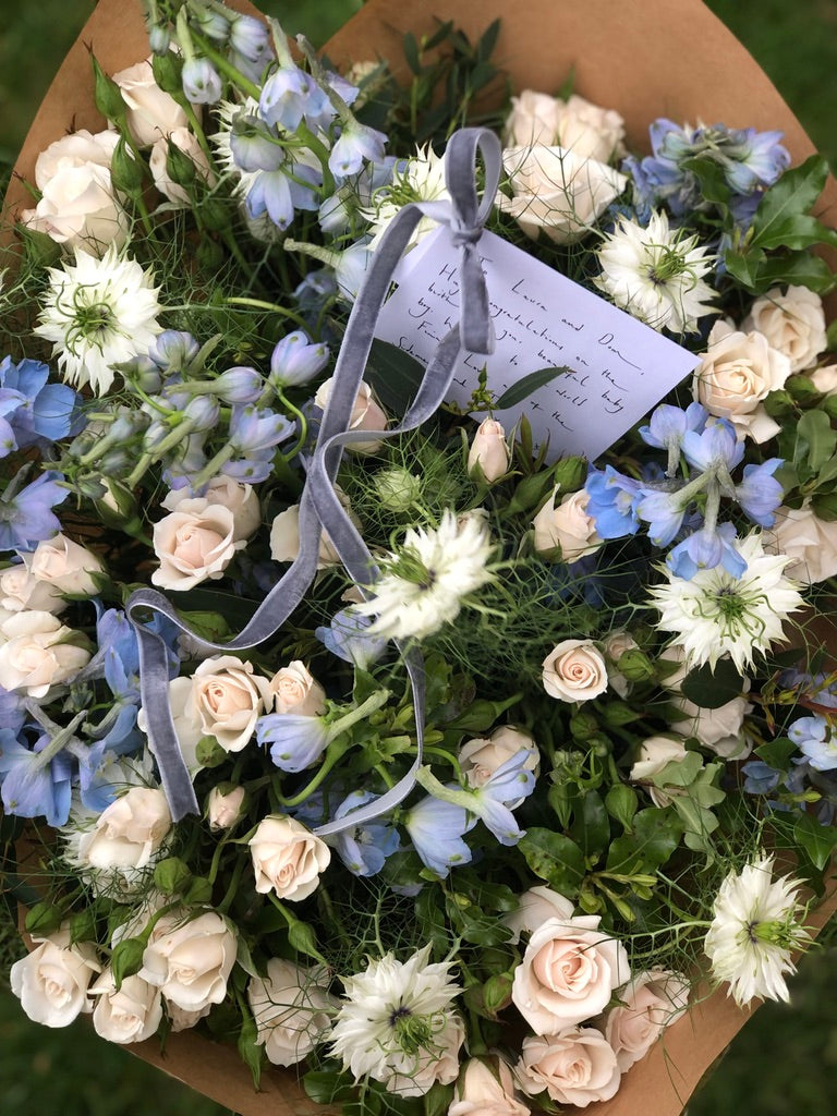 SEASONAL FLOWER DELIVERIES image 7