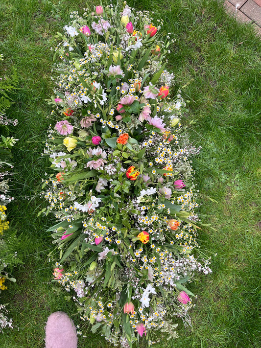 Casket Spray – Funeral Tribute Flowers