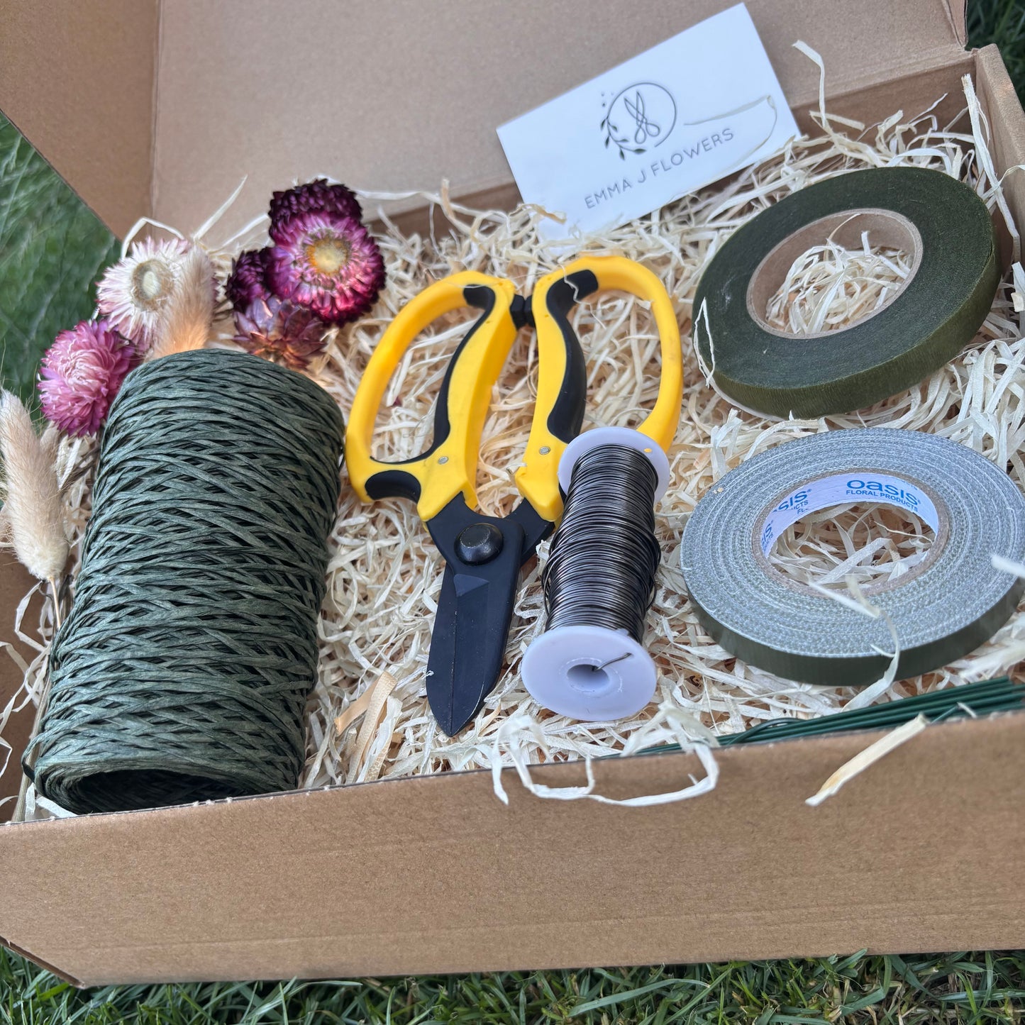 Floristry Starter Kit — Beginner Florist Tools Gift Set