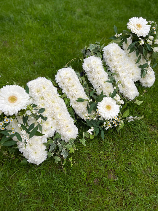 Letter-Shaped Funeral Tribute – Mum