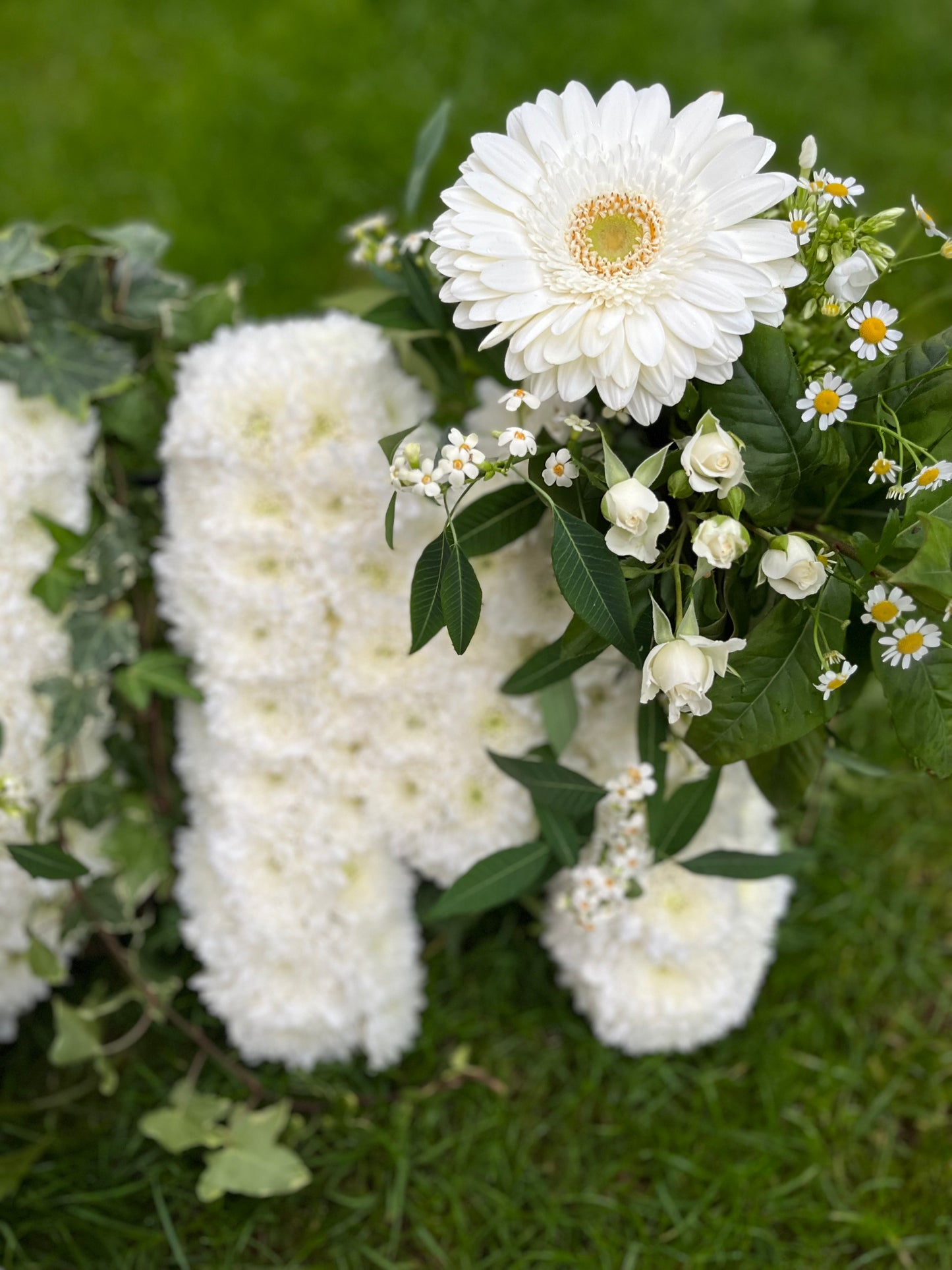 Letter-Shaped Funeral Tribute – Mum