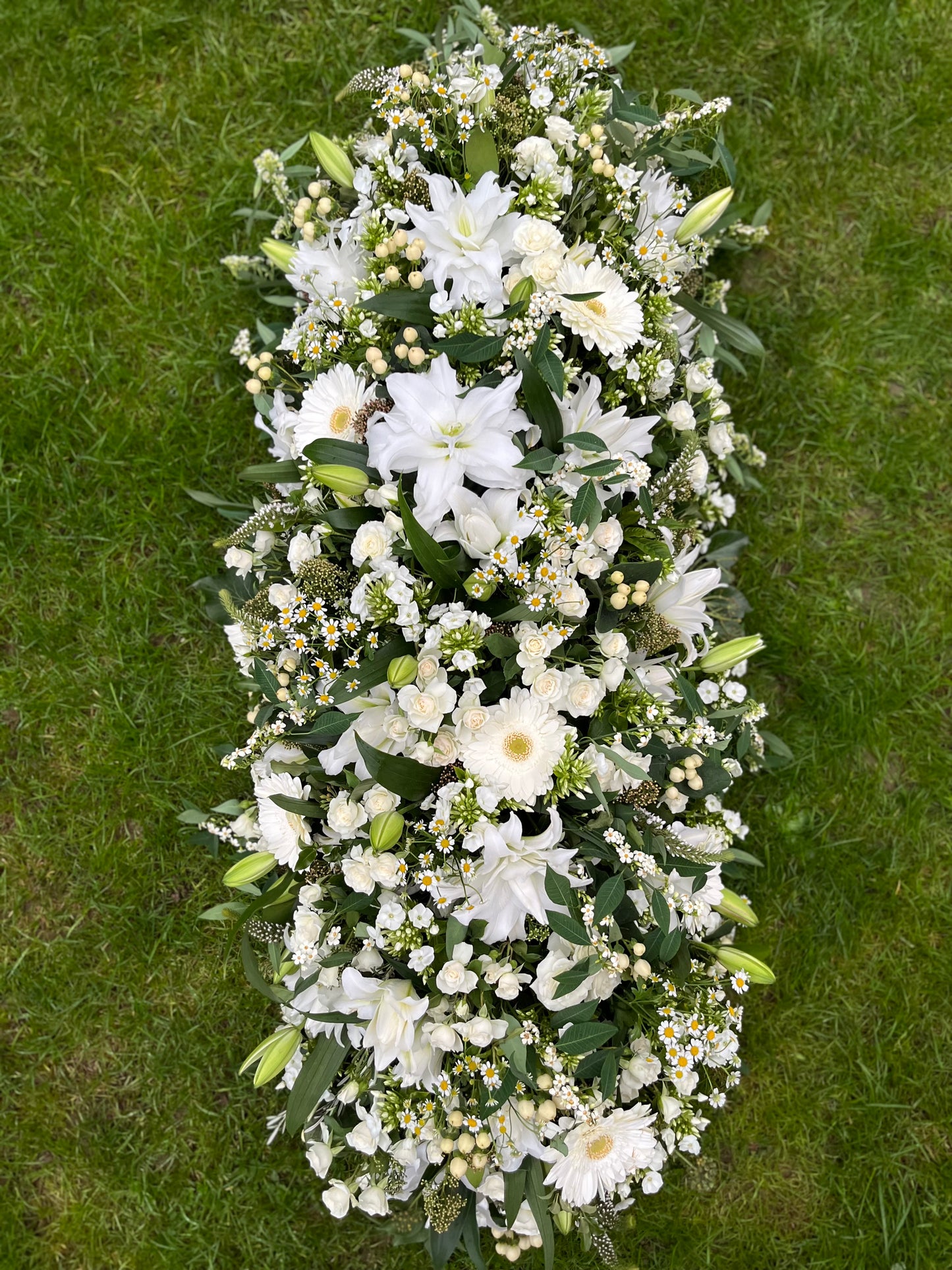 Casket Spray – White Funeral Tribute Flowers (Roses, Lily & Gerbera)