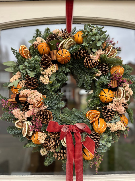 The Dried Floral Christmas Wreath | Handmade with Fairy Lights